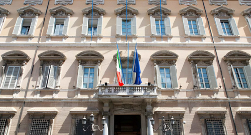 Politica italiana, Covid e caccia dividono il Parlamento